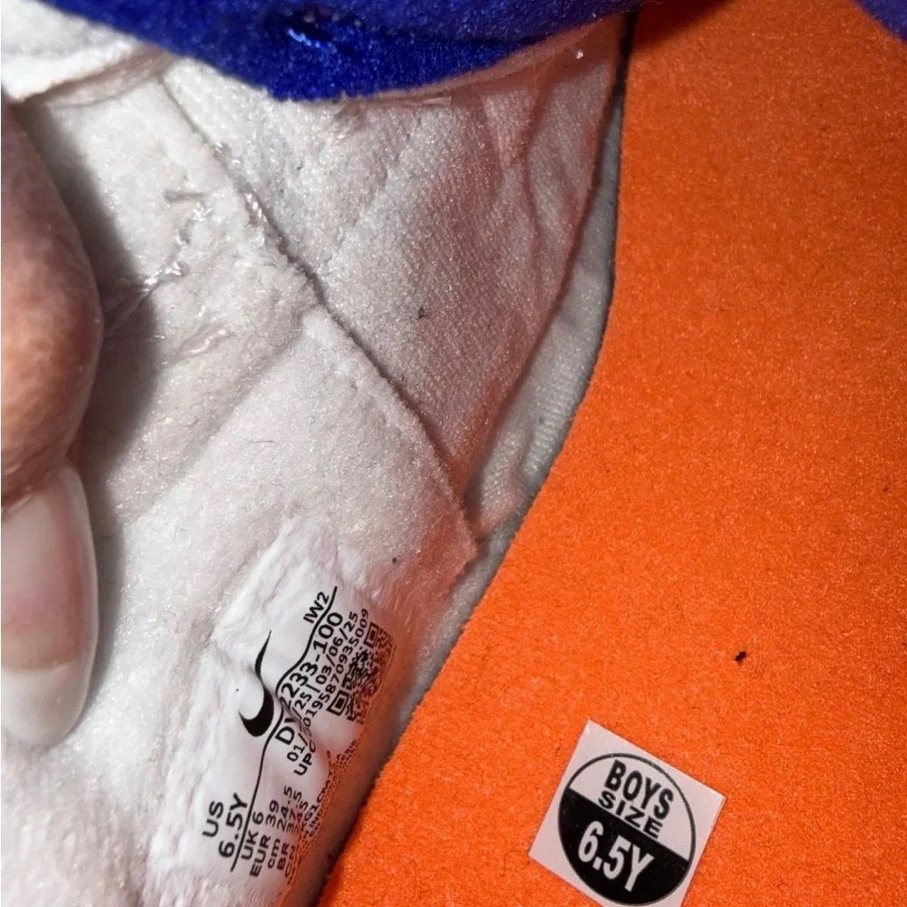 Nike